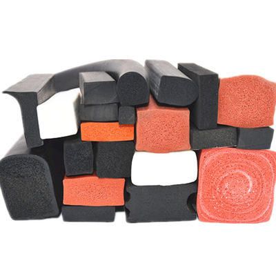 Foam Silicone Extrusion 45 Shore A 0.5g/Cm3 Sponge Strip For Water Sealing Applications
